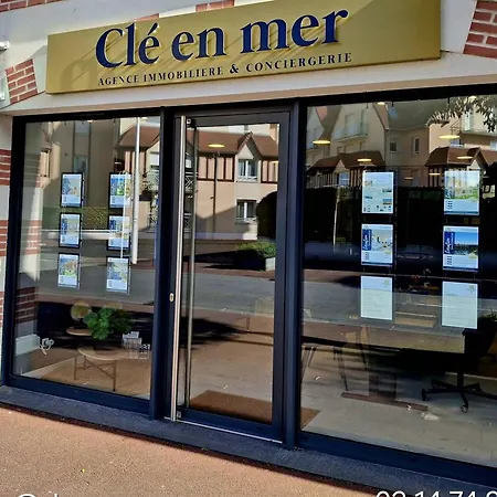 Appartement Lumineux Avec 2 Balcons A 600m De La - Fr-1-788-78 Merville-Franceville-Plage