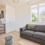Apartamento Lumineux Avec 2 Balcons A 600m De La - Fr-1-788-78 Merville-Franceville-Plage