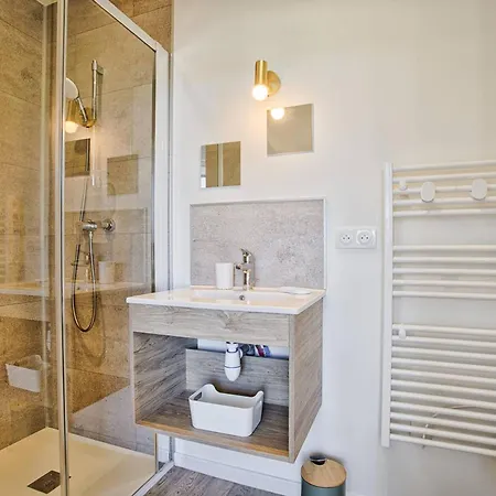 Lumineux Avec 2 Balcons A 600m De La - Fr-1-788-78 메르빌프랑세빌플라쥐