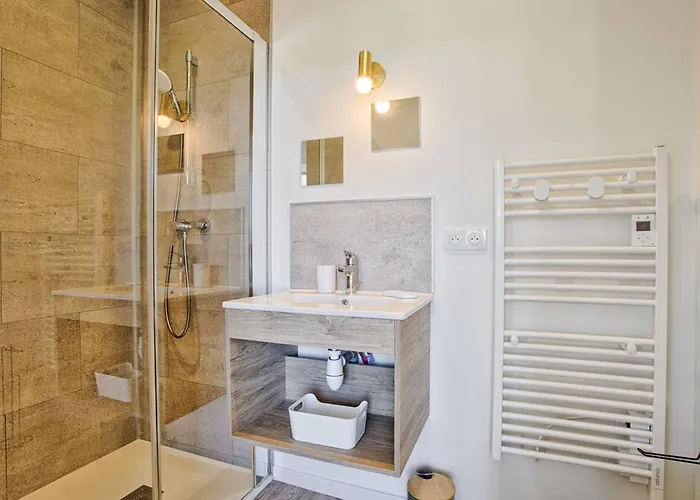 Lumineux Avec 2 Balcons A 600m De La - Fr-1-788-78 Merville-Franceville-Plage