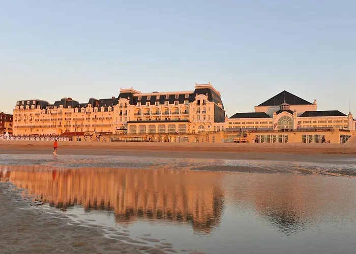 Lumineux Avec 2 Balcons A 600m De La - Fr-1-788-78 *